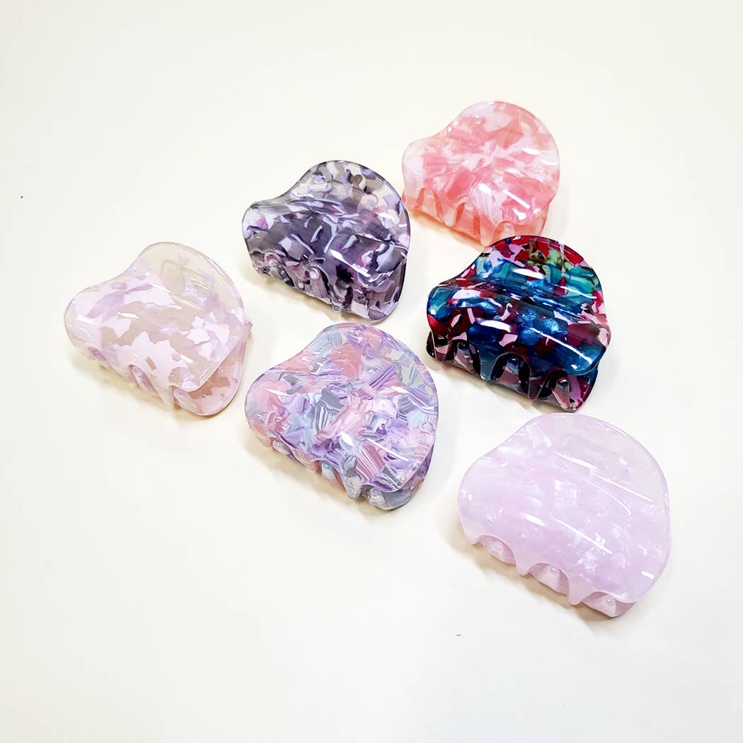 Acrylic Hair Claw Clip: Assorted Color / ONE SIZE