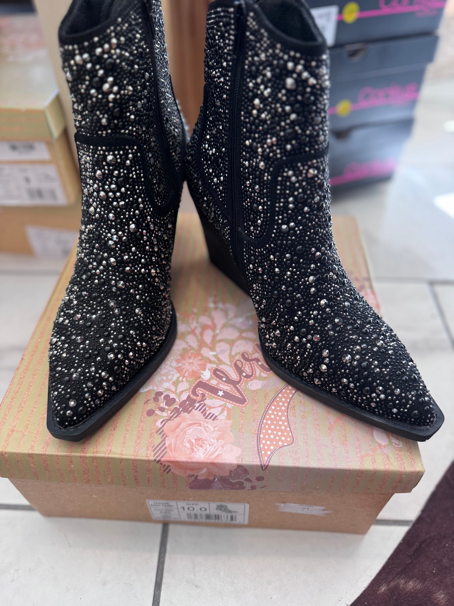 Very J Kady Glitter Boots