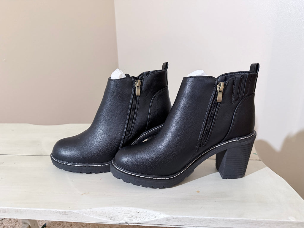 Corkys Rocky Top Boots - TheRusticAttic
