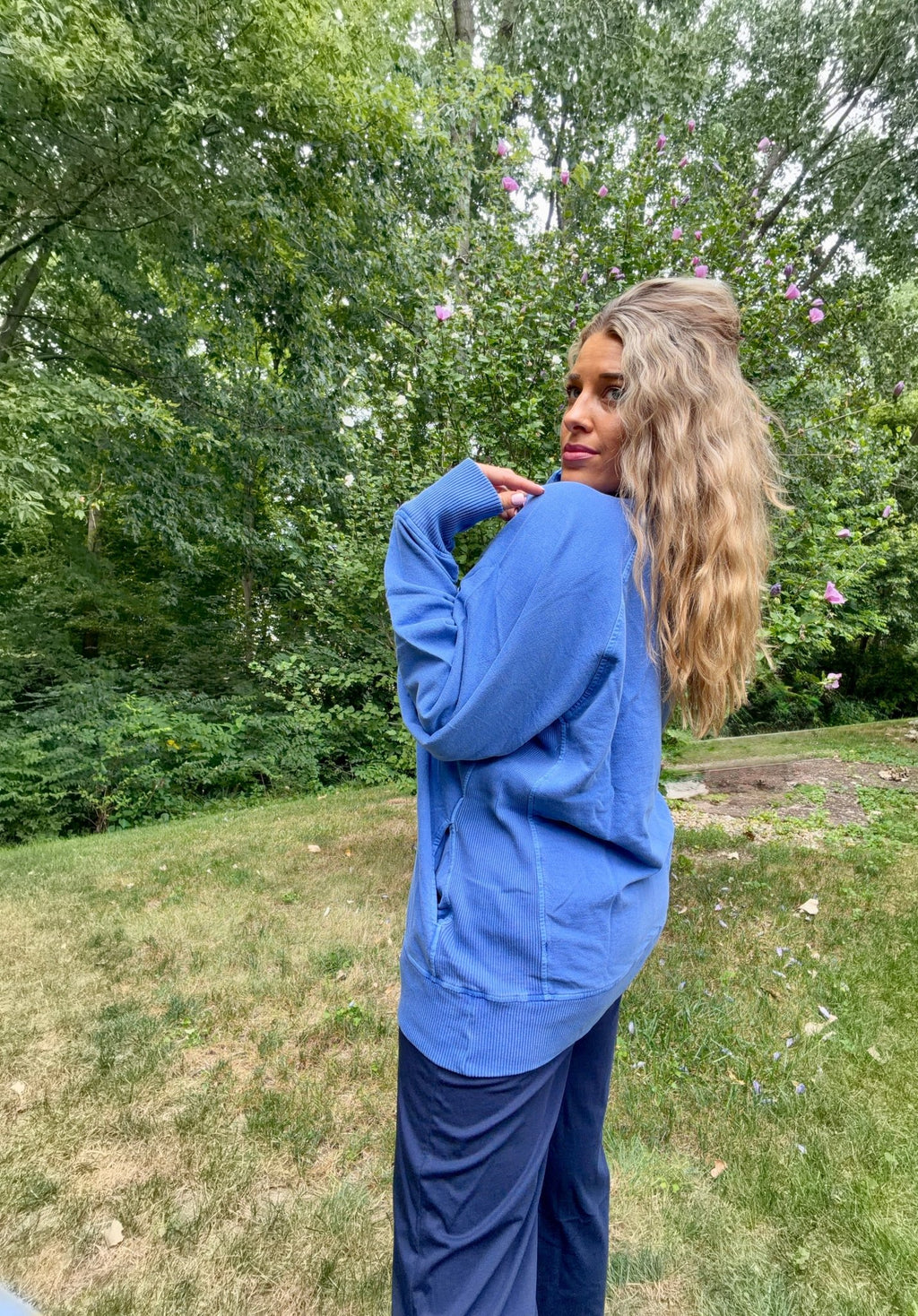 Everyone’s Favorite Sweatshirt (Curvy) - TheRusticAttic