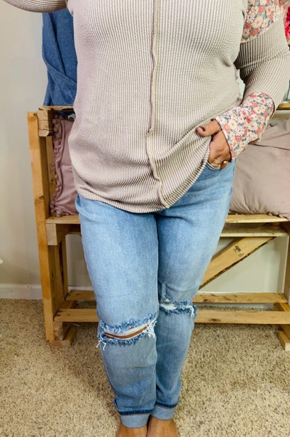 Judy Blue Boyfriend Distressed Jeans - TheRusticAttic