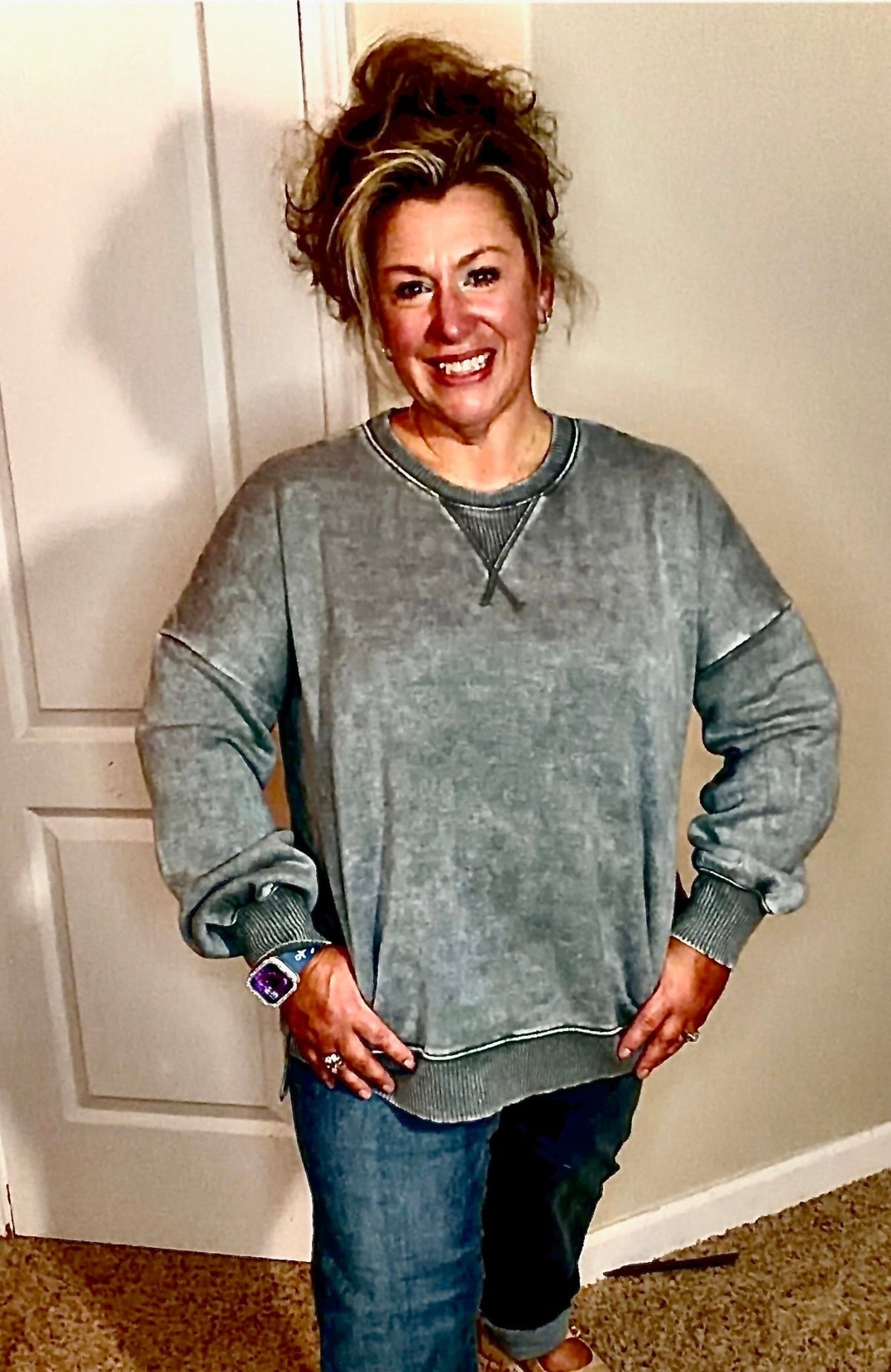Lavender Sweatshirt with Pockets - TheRusticAttic