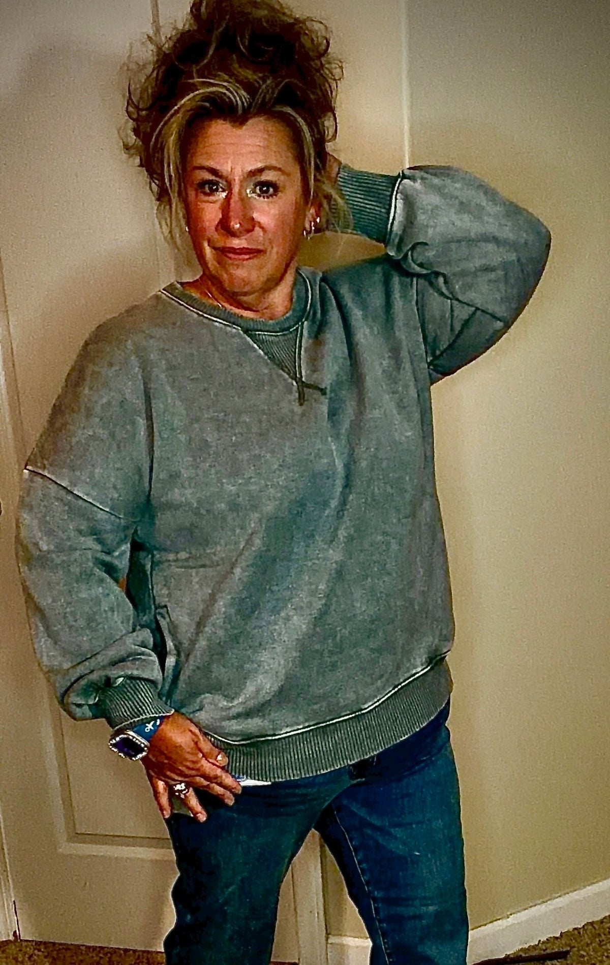 Lavender Sweatshirt with Pockets - TheRusticAttic