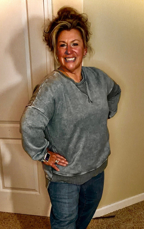 Lavender Sweatshirt with Pockets - TheRusticAttic