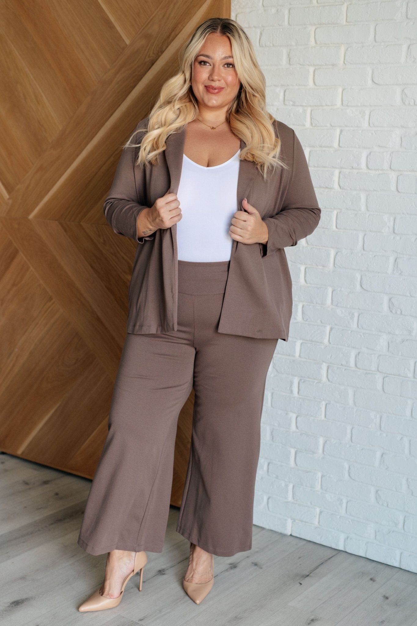 Magic 3/4 Blazer in Dark Mocha - TheRusticAttic