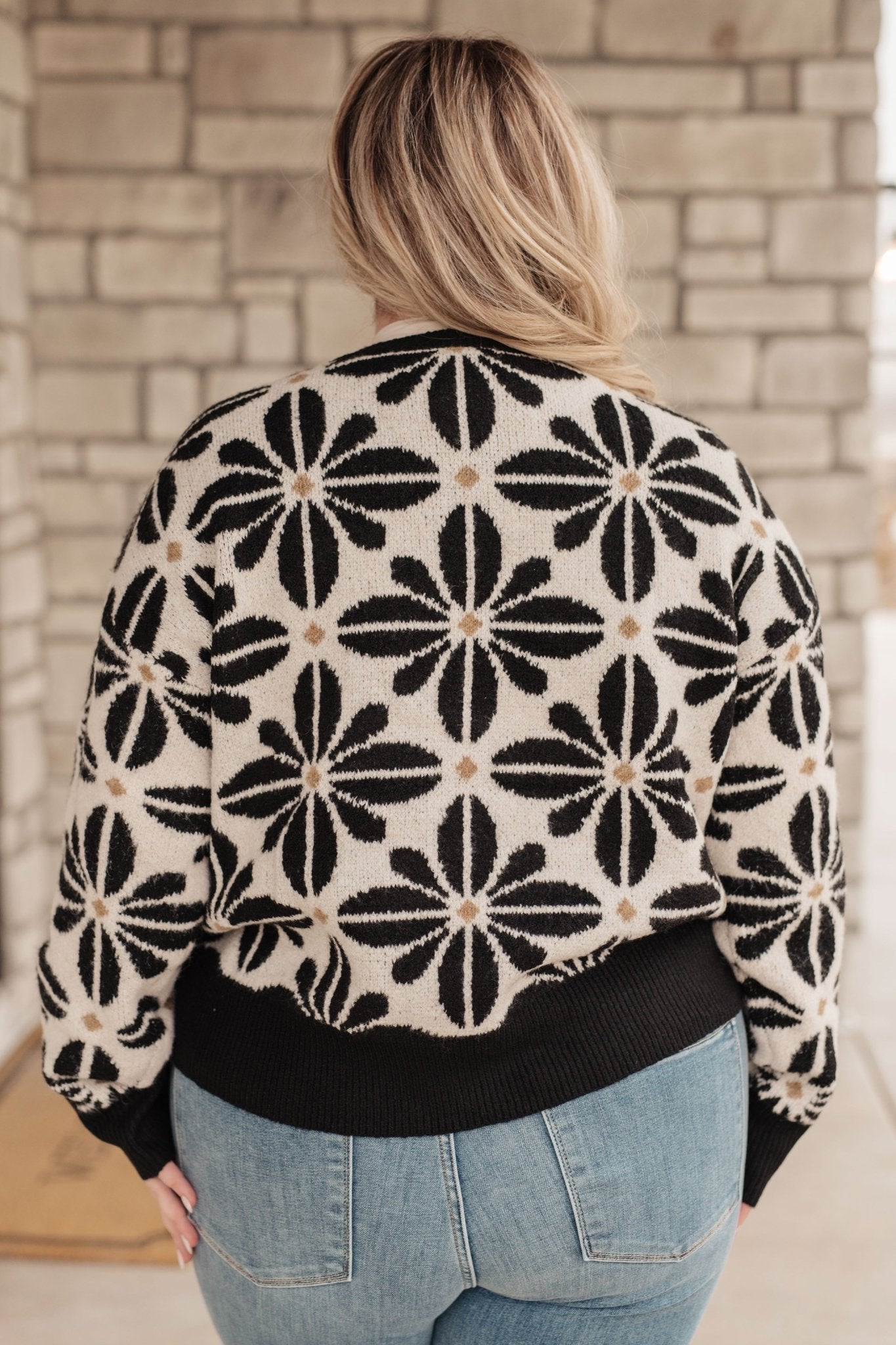 Mid Mod Floral Sweater - TheRusticAttic